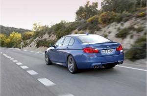 BMW F10 технически характеристики преглед описание снимка видео Размери BMW F10