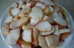 Яблочный пирог со сметанной заливкой, очень вкусный Пирог яблочный залитый сметаной яйцами